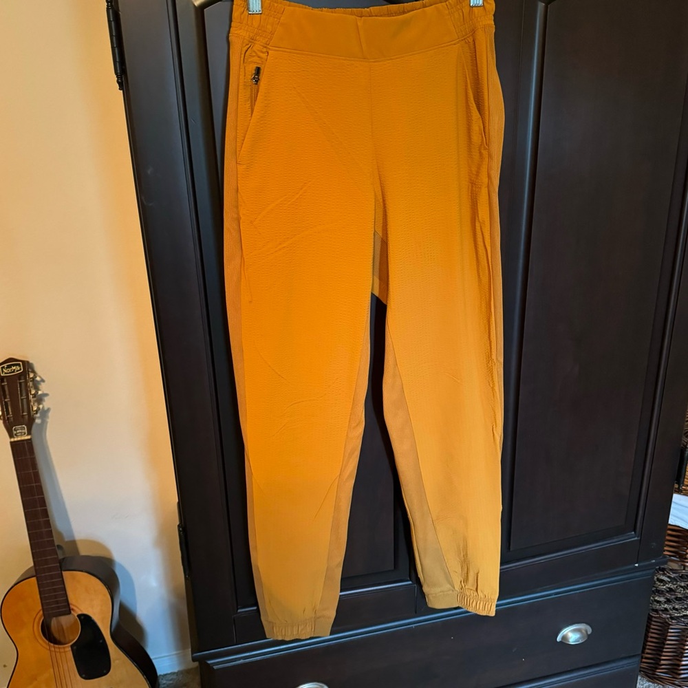 Athleta Jogger pants